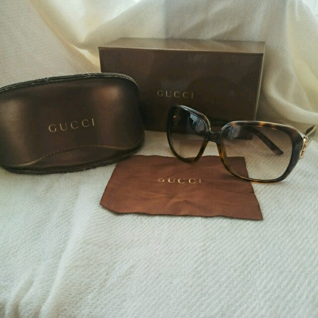 Gucci(グッチ)のGUCCI / サングラス レディースのファッション小物(サングラス/メガネ)の商品写真