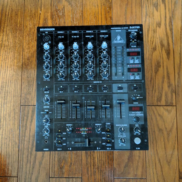 ベリンガーBEHRINGER　DJミキサー　DJX750