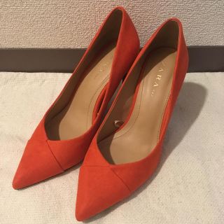 ザラ(ZARA)の週末セール☆ZARA スエードパンプス オレンジ 36(ハイヒール/パンプス)