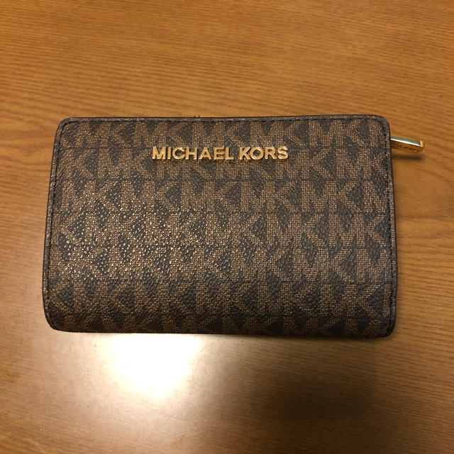 MICHAEL KORS