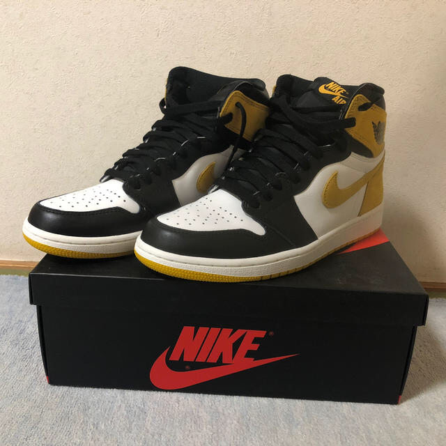 NIKE(ナイキ)のAIR JORDAN 1 RETRO HIGH OG YELLOW OCHRE メンズの靴/シューズ(スニーカー)の商品写真