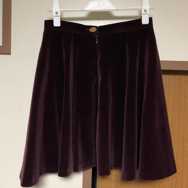 Vivienne Westwood(ヴィヴィアンウエストウッド)のヴィヴィアンウエストウッド☆ベルベットフレアスカート レディースのスカート(ひざ丈スカート)の商品写真