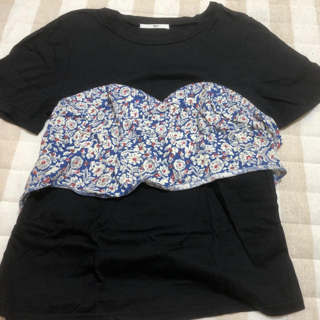 SLY(スライ)のSLY✳︎Tシャツ レディースのトップス(Tシャツ(半袖/袖なし))の商品写真