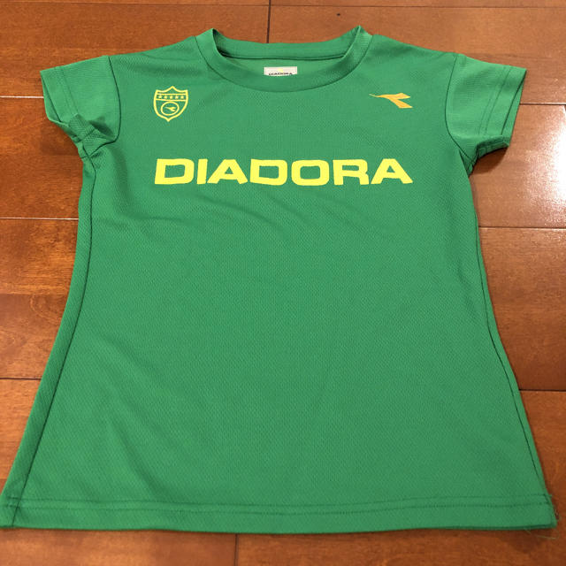 DIADORA 【美品】 DIADORA テニスウェア Tシャツ グリーン Sサイズの通販 by パカ's shop｜ディアドラならラクマ