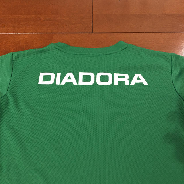 DIADORA - 【美品】 DIADORA テニスウェア Tシャツ グリーン Sサイズの通販 by パカ's shop｜ディアドラならラクマ
