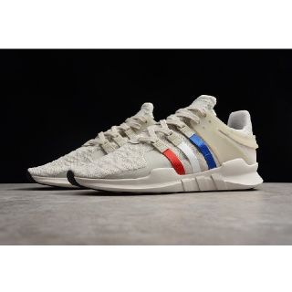 アディダス(adidas)の
定価17280円限定トリコライン!アディダスEQTサポート新品スニーカー


(スニーカー)