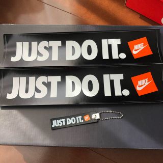 ナイキ(NIKE)のNIKE just do it ステッカー2枚 & キーチェーン セット(キーホルダー)