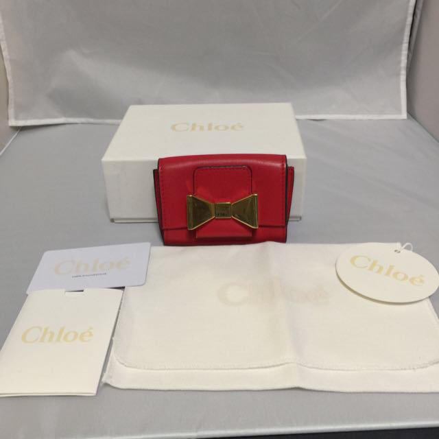 Chloe(クロエ)の美品 クロエｃｈｌｏｅ小銭入れカードあり レディースのファッション小物(コインケース)の商品写真