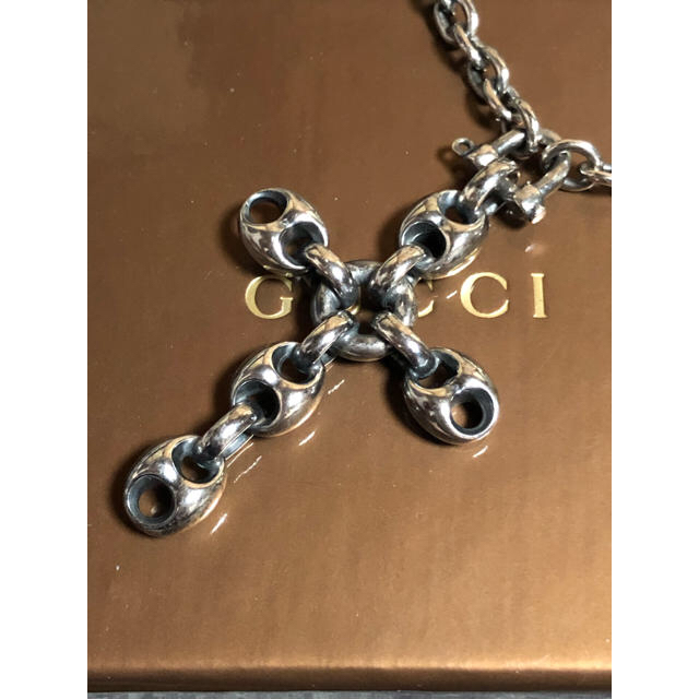 Gucci(グッチ)のムー様専用 GUCCI グッチ クロス ネックレス シルバー 燻し銀  メンズのアクセサリー(ネックレス)の商品写真