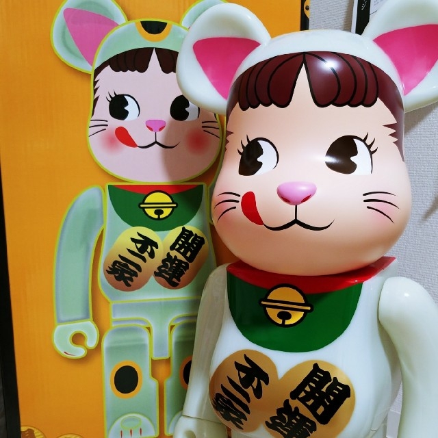 【当選品】BE@RBRICK 招き猫 ペコちゃん 蓄光 1000％の通販 by 百島's shop｜ラクマ
