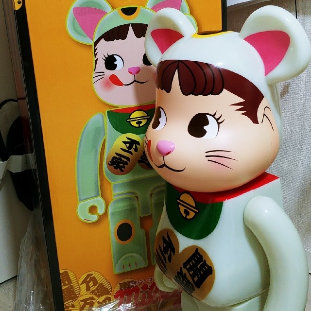 1体サイズ100％BE＠RBRICK 招き猫 ペコちゃん 金運 金メッキ 100%400%