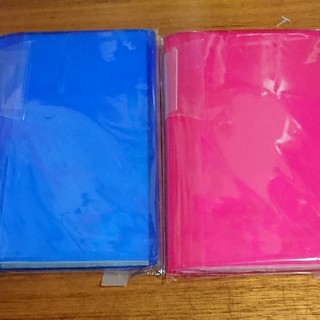 ノビータ 名刺カードホルダー ブルーとピンク(クリアファイル)
