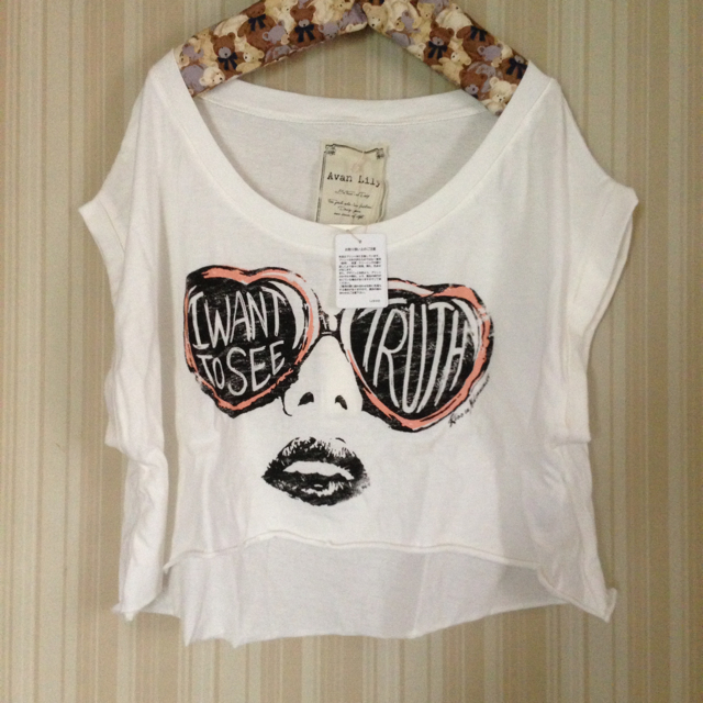 Avan Lily(アバンリリー)のハートサングラスTシャツ レディースのトップス(Tシャツ(半袖/袖なし))の商品写真