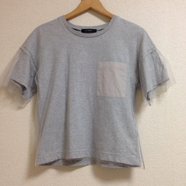 w closet(ダブルクローゼット)のW closet チュール付 Tシャツ レディースのトップス(Tシャツ(半袖/袖なし))の商品写真