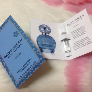 マークジェイコブス(MARC JACOBS)のＤＡＩＳＹ ＤＲＥＡＭ (香水(女性用))