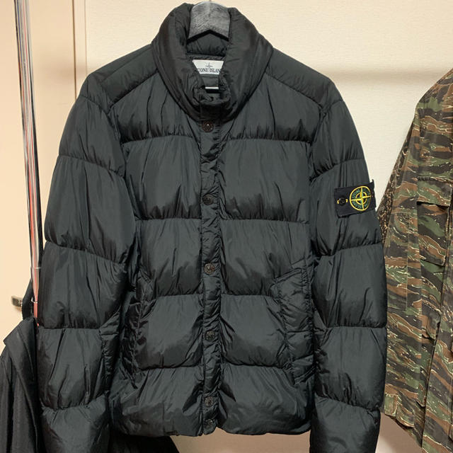 売り切れ必至！ STONE ISLAND ガーマメント ダウンジャケット ストーン