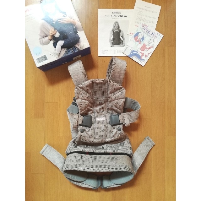 BABYBJORN(ベビービョルン)のモマパ様専用♦【ほぼ未使用】ベビービョルン 抱っこ紐 ONE KAI Air キッズ/ベビー/マタニティの外出/移動用品(抱っこひも/おんぶひも)の商品写真