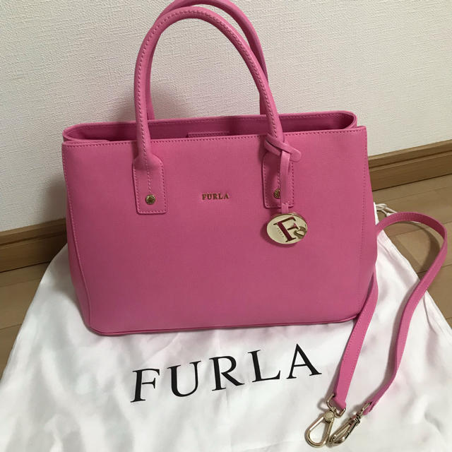 美品 フルラ バッグ