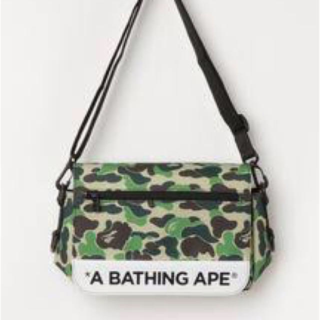 そこまでの値下げは考えてませんA・BATHING APE ショルダーバッグ