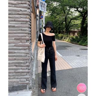 スタイルナンダ(STYLENANDA)のchuu サイドスリットハイウエストデニムパンツ(デニム/ジーンズ)