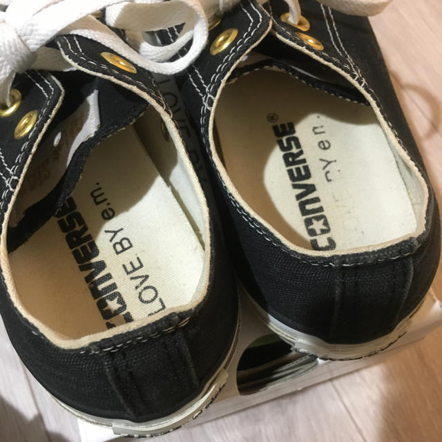 コンバース × e.m ALLSTAR 限定デザインスニーカー