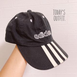 アディダス(adidas)の【adidas】子供服 キッズ 3本ライン キャップ 51〜54㎝ 古着(帽子)