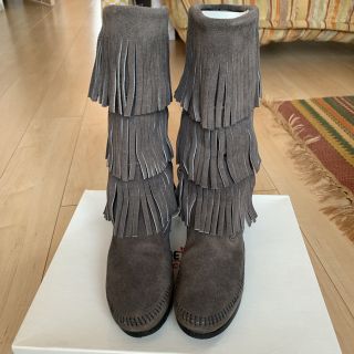 ミネトンカ(Minnetonka)のMinnetonka フリンジブーツ(ブーツ)