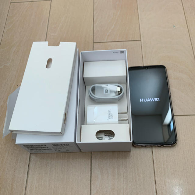 ほぼ新品！HUAWEI P30 lite 64GB SIMフリー ホワイト　本体