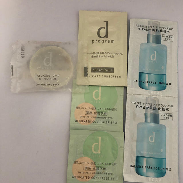 d program(ディープログラム)のdプログラム化粧水と試供品セット コスメ/美容のスキンケア/基礎化粧品(化粧水/ローション)の商品写真