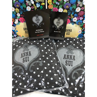 アナスイ(ANNA SUI)のANNA SUI ノベルティクッション2枚とプレゼント付(その他)