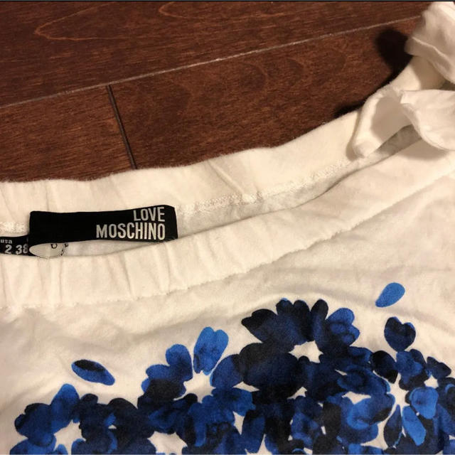MOSCHINO - 売り切れました!モスキーノTシャツの通販 by ☆J MOSCHINO - 売り切れました!モスキーノTシャツの通販 by ☆J