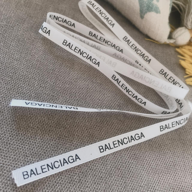 balenciaga デコパーツ♡リボン ハンドメイドの素材/材料(各種パーツ)の商品写真