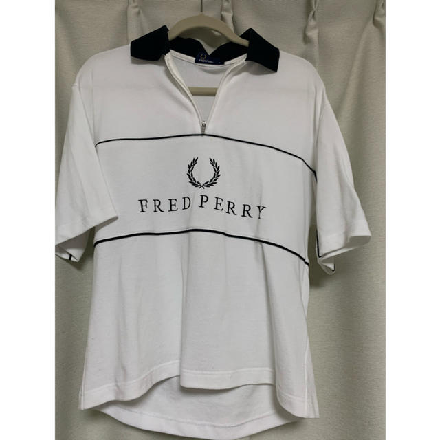 FRED PERRY(フレッドペリー)のフレッドペリーシャツ メンズのトップス(Tシャツ/カットソー(半袖/袖なし))の商品写真