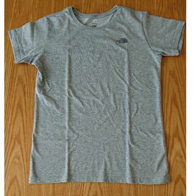 THE NORTH FACE(ザノースフェイス)のTHE NORTH FACE Tシャツ レディースのトップス(Tシャツ(半袖/袖なし))の商品写真
