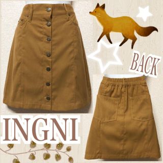 イング(INGNI)の【新品/INGNI】スウェード調フロントボタンミニスカ(ミニスカート)