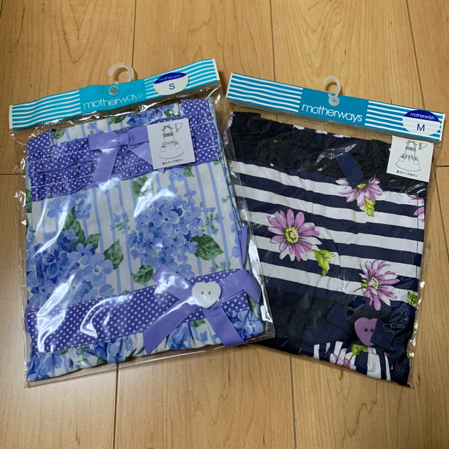 motherways(マザウェイズ)のマザウェイズ キッズエプロン S＆Mサイズセット キッズ/ベビー/マタニティのこども用ファッション小物(その他)の商品写真