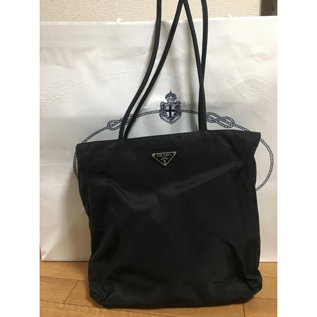 プラダ ナイロン トートバッグ Prada