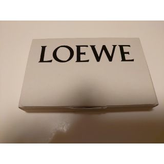 ロエベ(LOEWE)のLOEWE オードゥ パルファン 001 ウーマン・マン(ユニセックス)