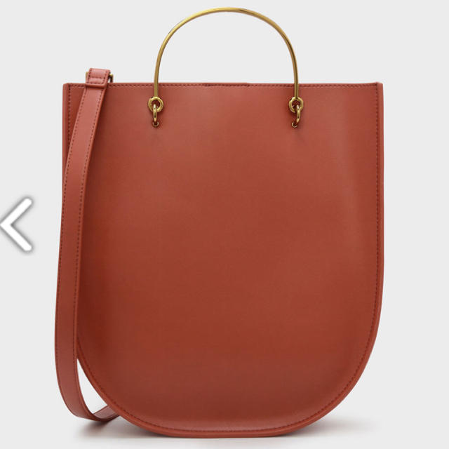 Charles and Keith(チャールズアンドキース)のチャールズアンドキース カーブエッジ トートバッグ レディースのバッグ(ショルダーバッグ)の商品写真