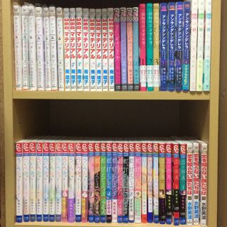 シュウエイシャ(集英社)の在庫一掃SALE‼️ 人気コミック多数 本棚(少女漫画)