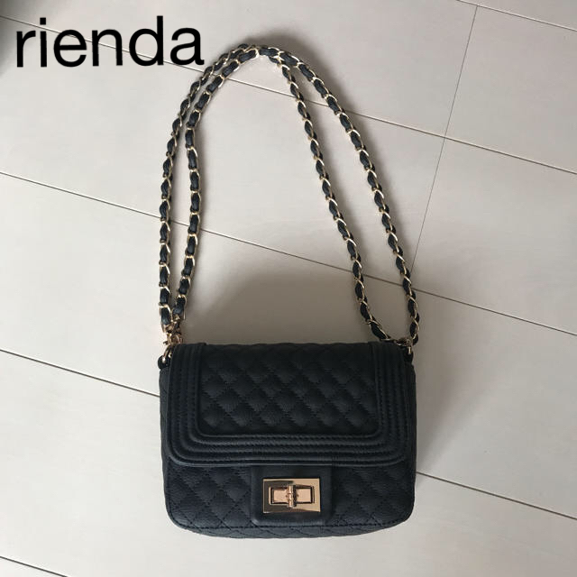 rienda(リエンダ)のリエンダ  バッグ　rienda 最終値下げ レディースのバッグ(ショルダーバッグ)の商品写真