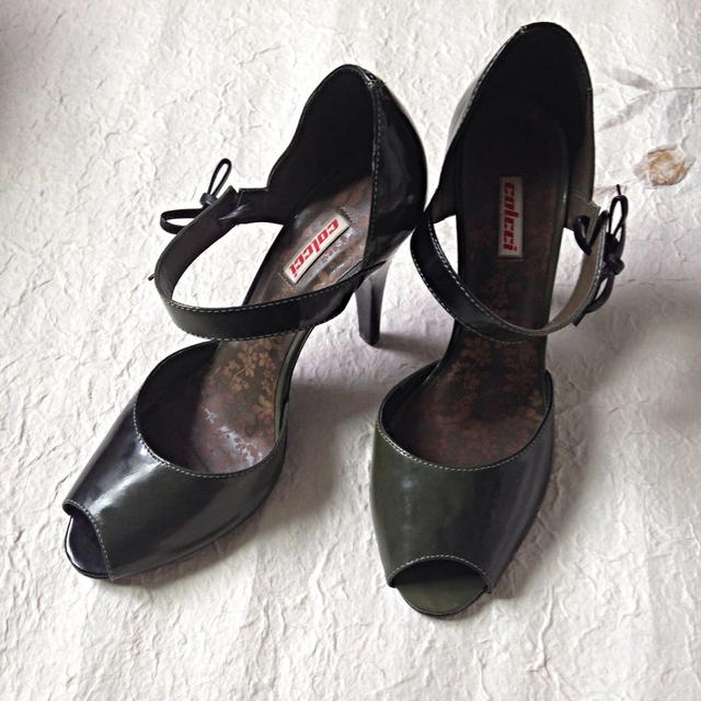 グリーン色 ハイヒール レディースの靴/シューズ(ハイヒール/パンプス)の商品写真