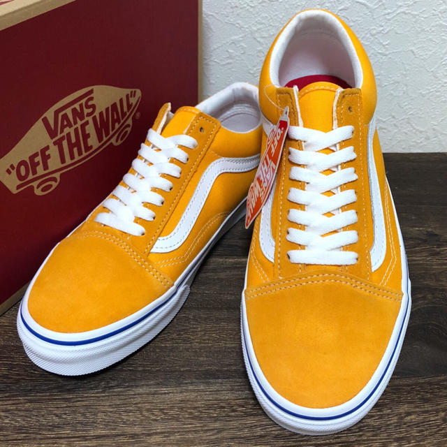 VANS(ヴァンズ)の限定品✨USA オールドスクール 24.5cm オレンジ 新品 レディースの靴/シューズ(スニーカー)の商品写真