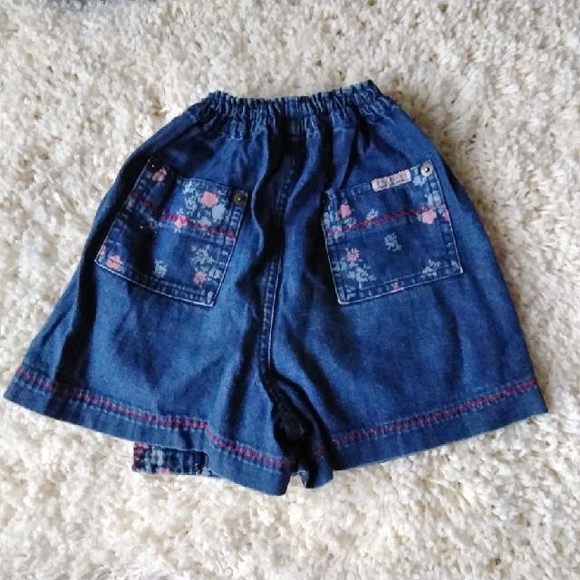 Branshes(ブランシェス)の90㎝　ブランシェス　お花柄　デニムスカート キッズ/ベビー/マタニティのキッズ服女の子用(90cm~)(スカート)の商品写真