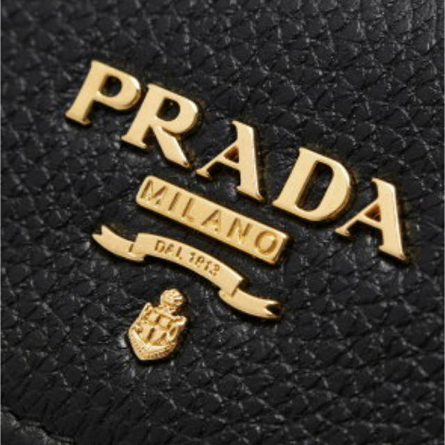 PRADA(プラダ)の新品 PRADA 本革 キーケース レディースのファッション小物(キーケース)の商品写真