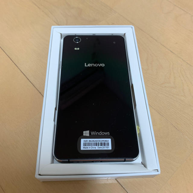 Lenovo(レノボ)のSIMフリー スマートフォン 503LV  Lenovo スマホ/家電/カメラのスマートフォン/携帯電話(スマートフォン本体)の商品写真