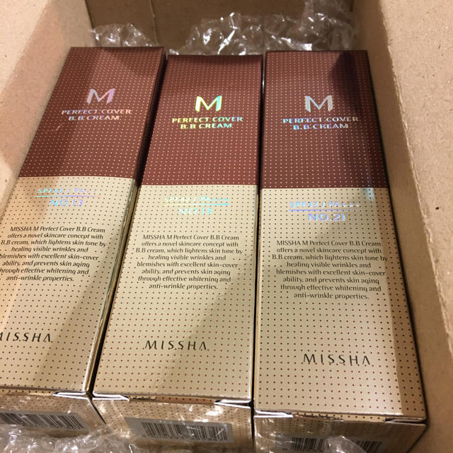 MISSHA(ミシャ)の【日本未発売】ミシャ 二本セット MISSHA パーフェクトカバーBB クリーム コスメ/美容のベースメイク/化粧品(BBクリーム)の商品写真