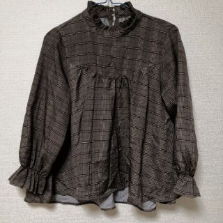 ダブルクローゼット(w closet)のｗ　closet　ブラウス(シャツ/ブラウス(長袖/七分))