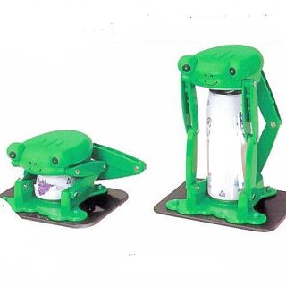 ★ 新品 : レア • 缶クラッシャー 🐸 FROG(調理道具/製菓道具)