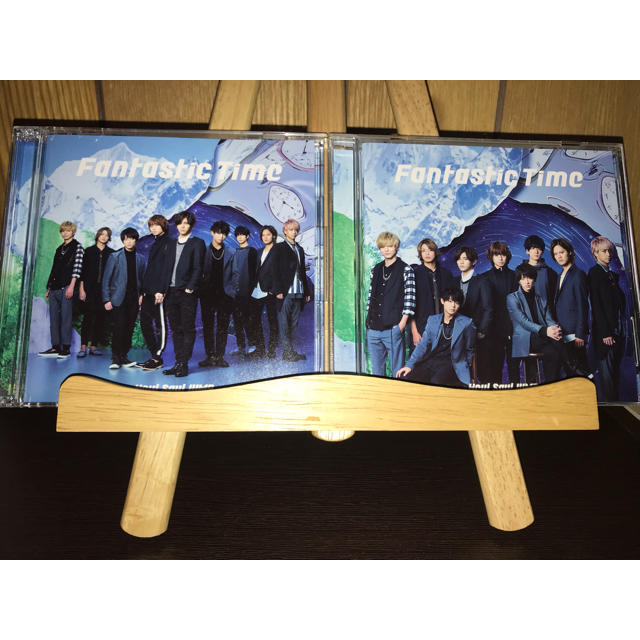 Hey! Say! JUMP(ヘイセイジャンプ)のFantastic Time 初回限定盤 初回プレス盤 2枚組1セット エンタメ/ホビーのタレントグッズ(アイドルグッズ)の商品写真